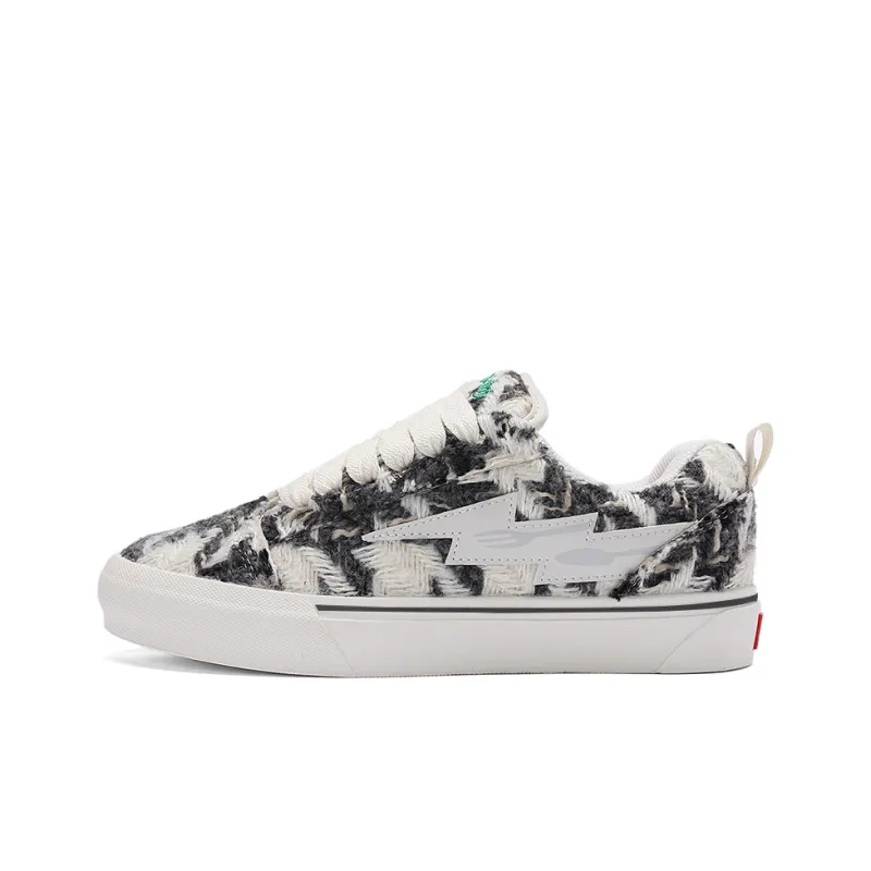 EOKAGAH Low Top Skateboard Shoes Unisex-2