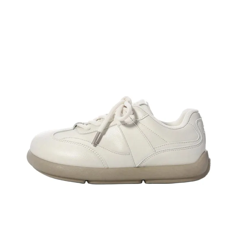 The New Age Family Low Top Skateboard Shoes Women's Beige-0