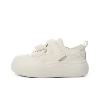 The New Age Family Low Top Skateboard Shoes Women's Beige