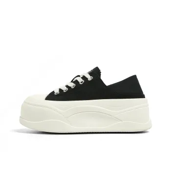 FOREVER 21 Anti Slip And Wear Resistant Height Increasing Low Top Canvas Shoes Women's Black