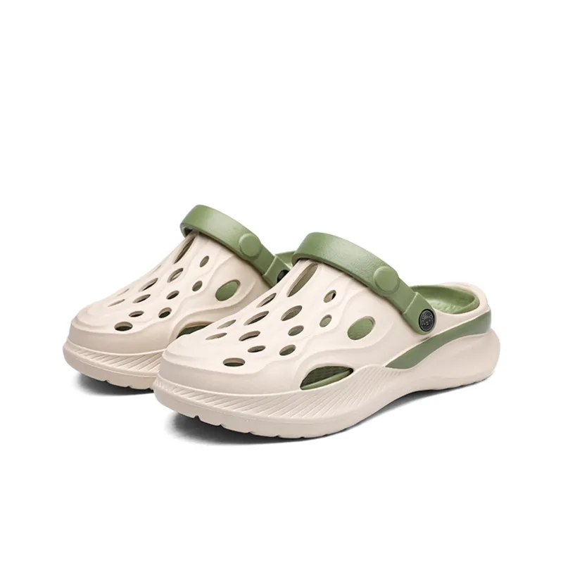 Budding Bear Clogs Unisex-9