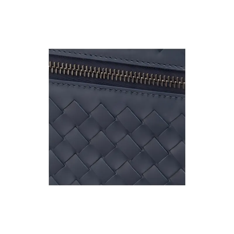 Bottega Veneta Leather Clutch Men's Dark Blue-4
