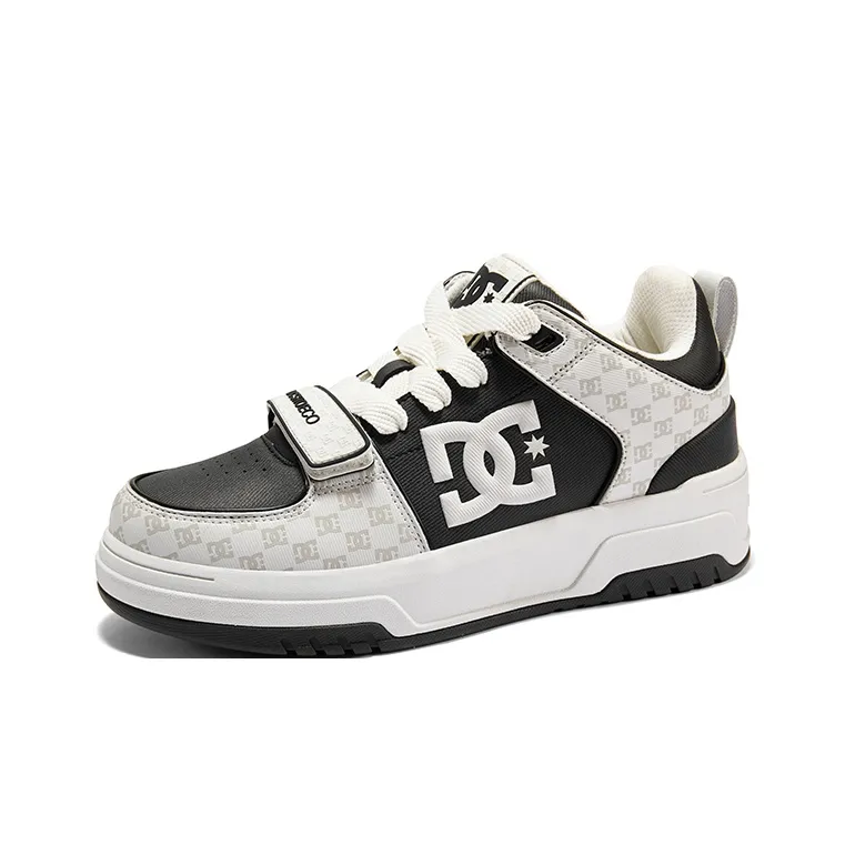 DC Shoes CAMPUS CAS Anti Slip Wear Resistant Low Top Brother's Skateboard Shoes Men's Monogram White Black-1
