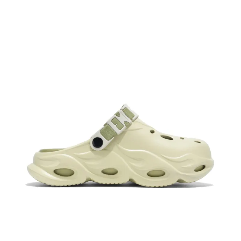 Budding Bear Clogs Men-9