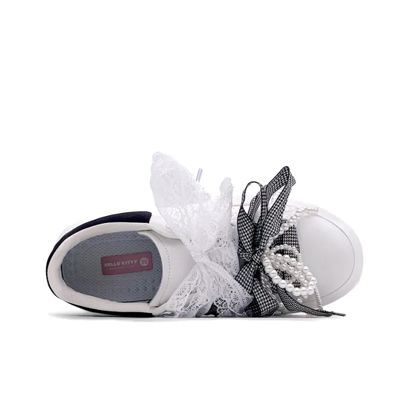 Hello Kitty White Low Top Casual Shoes Women's White Black-2