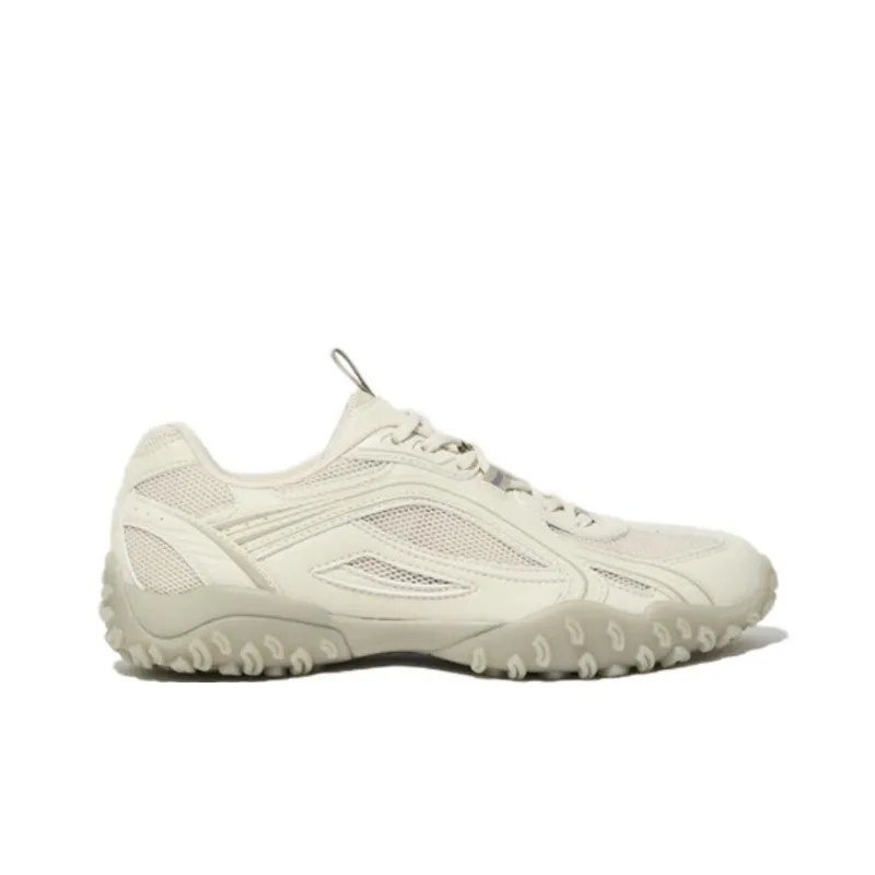 FILA Eschape Abrasion Resistant Low Top Casual Shoes Unisex White-1