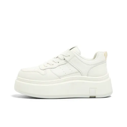 FOREVER 21 Anti Slip And Wear Resistant Height Increasing Low Top Skateboard Shoes Women's White