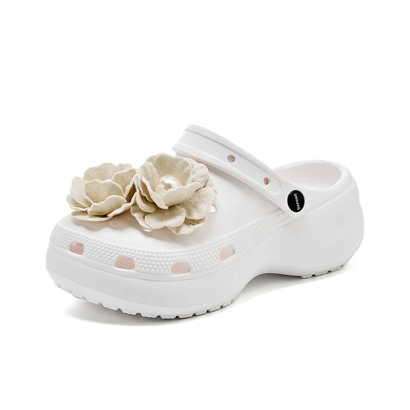 DAPHNE Clogs Women's-1