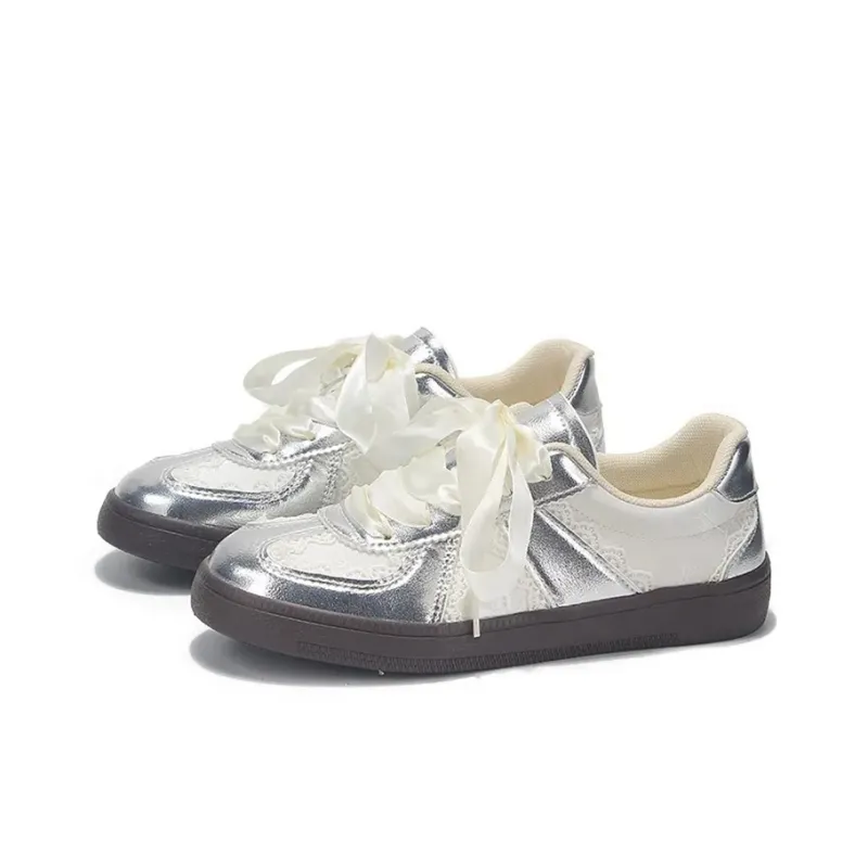 PIYOPIYO Low Top Skateboard Shoes Women's Silver-1