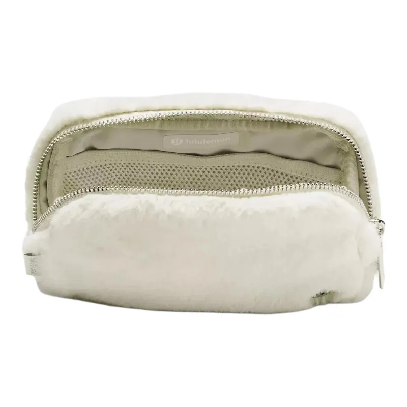 Lululemon Everywhere Plush Fanny Pack Unisex White-3