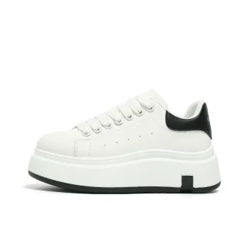 FOREVER 21 Anti Slip And Wear Resistant Height Increasing Low Top Skateboard Shoes Women's White Black