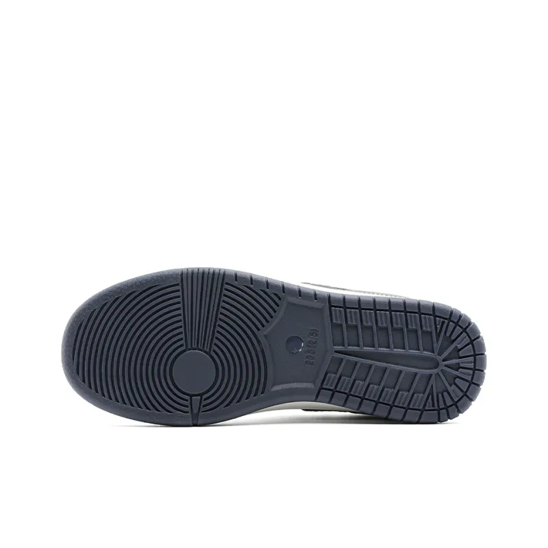 Warrior Slip Resistant, Abrasion Resistant, Lightweight Low Top Skateboard Shoes Women's-19