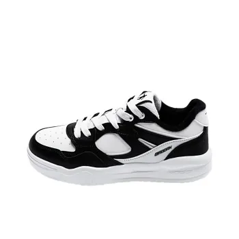 QIAODAN Thermal Slip Resistant Low Top Skateboard Shoes Women's Black White