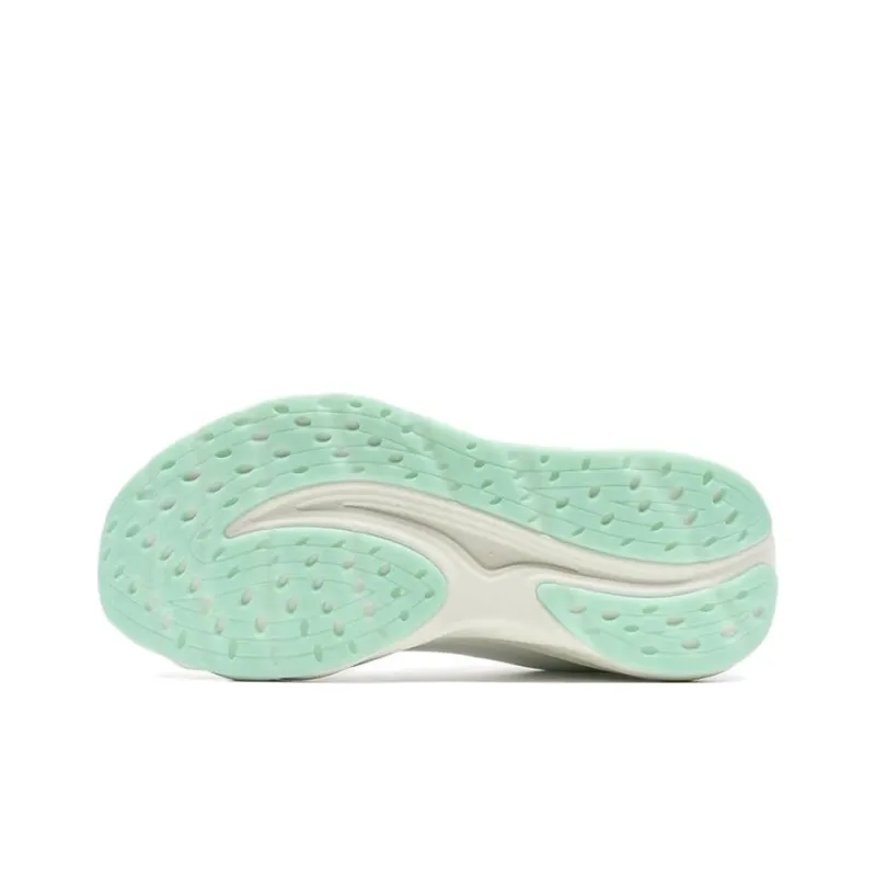 XTEP Cloud Wing 3 Coverage Slip Resistant Low Top Casual Running Shoes Women's White Green-3