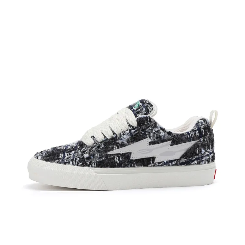 DUEPLAY Low Top Skateboard Shoes Unisex Black White-13