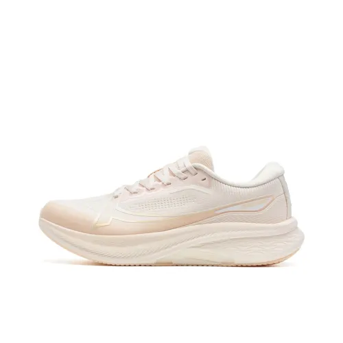 XTEP 2000km PLUS Abrasion Resistant Support Low Top Training Sprint City Commute Running Shoes Women's Cheese Orange