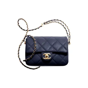 CHANEL 21K Winter Grain Embossed Calfskin Shoulder Bag, Crossbody Bag Women's Pearlescent Black