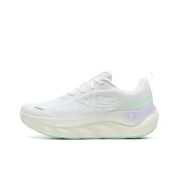 XTEP Cloud Wing 3 Coverage Slip Resistant Low Top Casual Running Shoes Women's White Green