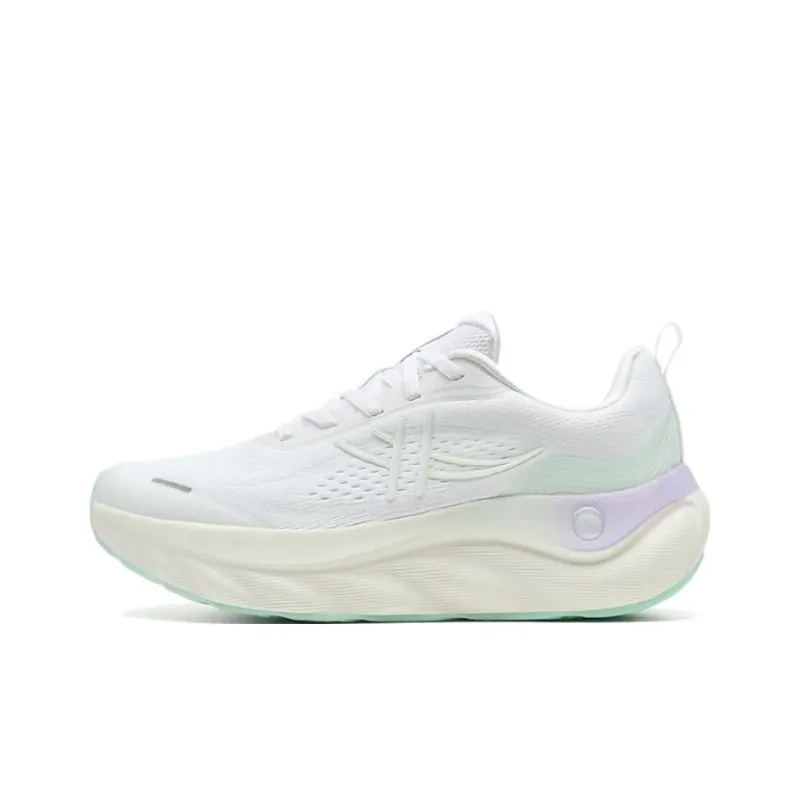 XTEP Cloud Wing 3 Coverage Slip Resistant Low Top Casual Running Shoes Women's White Green-0