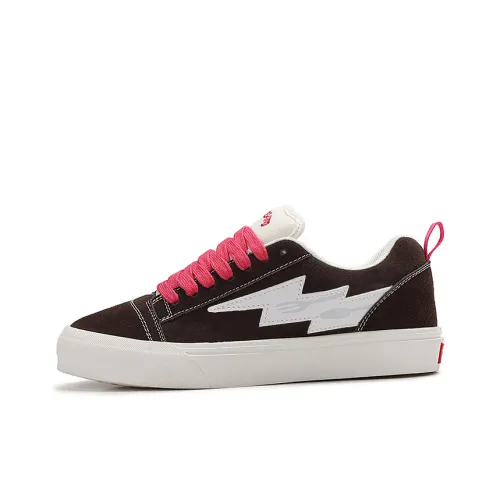 DUEPLAY Coverage, Impact Resistance, Balance, Breathable, Abrasion Resistant Low Top Skateboard Shoes Unisex