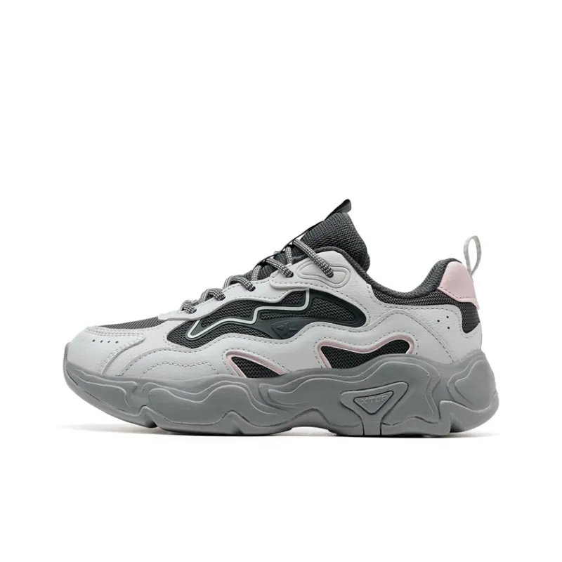 XTEP Nomadic Wear resistant And Lightweight Low Top Casual Shoes Women's Phantom Gray Coal Black-0