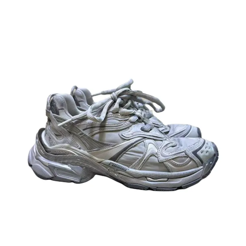 Balenciaga Runner2.0 Low Top Chunky Sneakers Women's Gray Silver-3