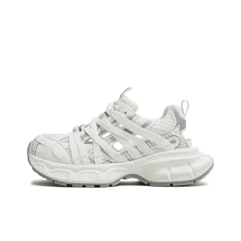 Teenmix Cushioning, Slip Resistant, Abrasion Resistant, Impact Resistant Low Top Chunky Sneakers Women's