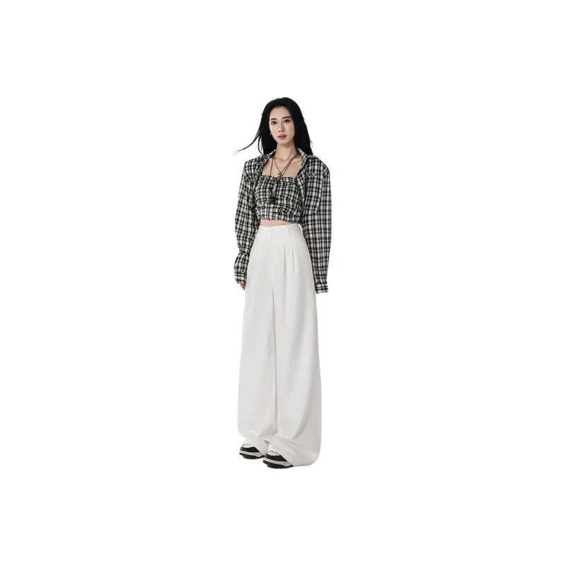 The New Age Family Jeans Women's-10