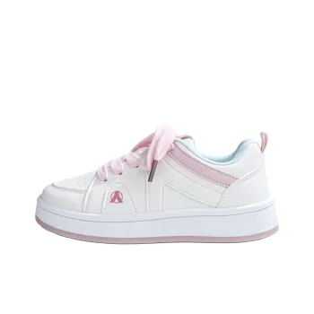 RENBEN Lightweight Height Increasing Slip Resistant Low Top Skateboard Shoes Women's Beige Pink