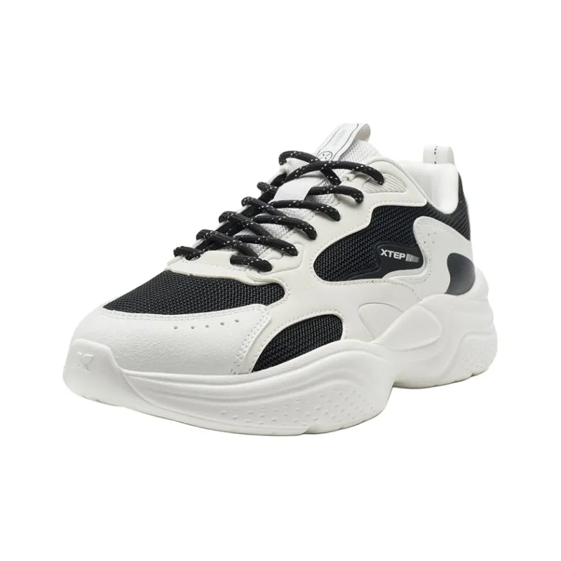 XTEP Lightweight And Wear resistant Low Top Casual Shoes Women's Canvas White/Black-1