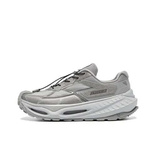 QIAODAN Dry Abrasion Resistant Slip Resistant Low Top Casual Running Shoes Men's Gray
