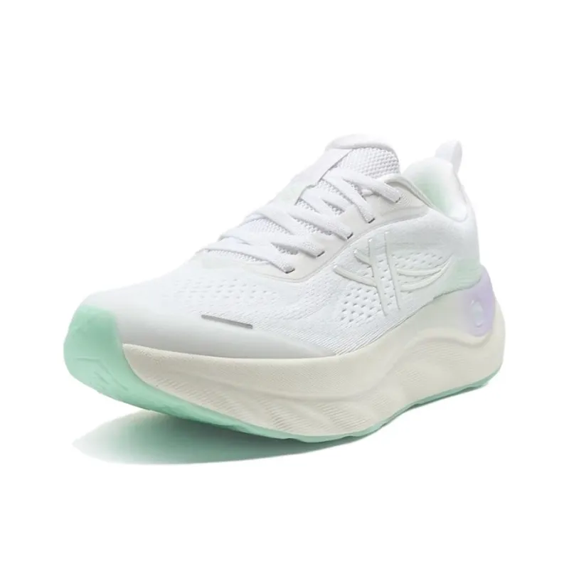 XTEP Cloud Wing 3 Coverage Slip Resistant Low Top Casual Running Shoes Women's White Green-1