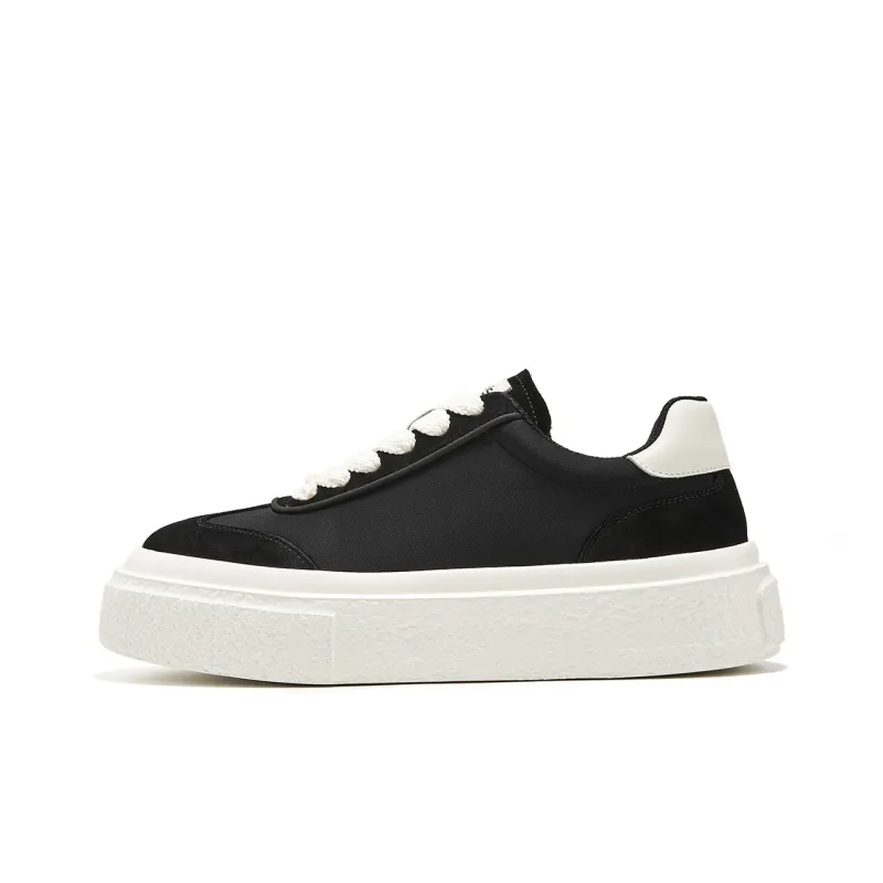 MILLIE'S Abrasion Resistant Low Top Skateboard Shoes Men's Black White-0
