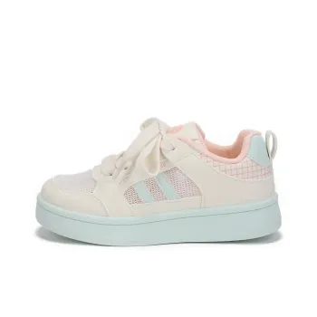 FANTASTIC XBOX Slip Resistant, Abrasion Resistant, Lightweight, Breathable Low Top Skateboard Shoes Women's