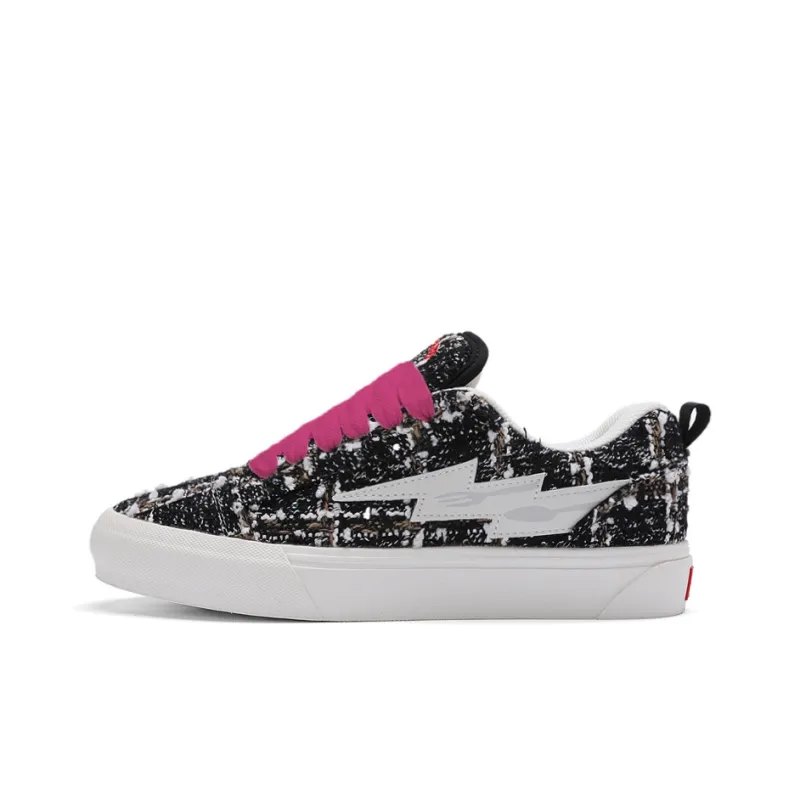 DUEPLAY Low Top Skateboard Shoes Unisex Black White-16