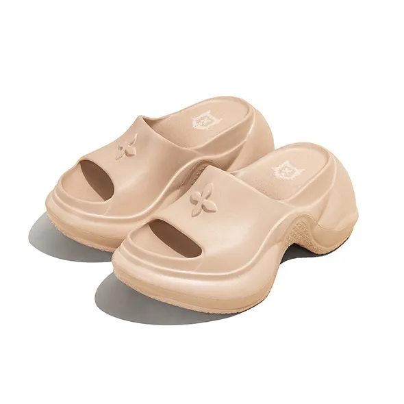 Old Meow Closed Toe Slippers Women's-7