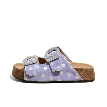 A Poinsettia Princess Composite Sole Quiet, Slip Resistant, Antibacterial Cushioning Slide Slippers Women's