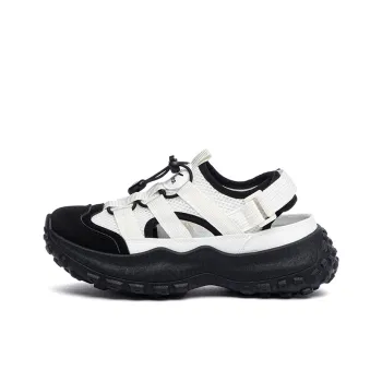 Warrior Slip Resistant And Breathable River Trekking Shoes Women's Beige Black