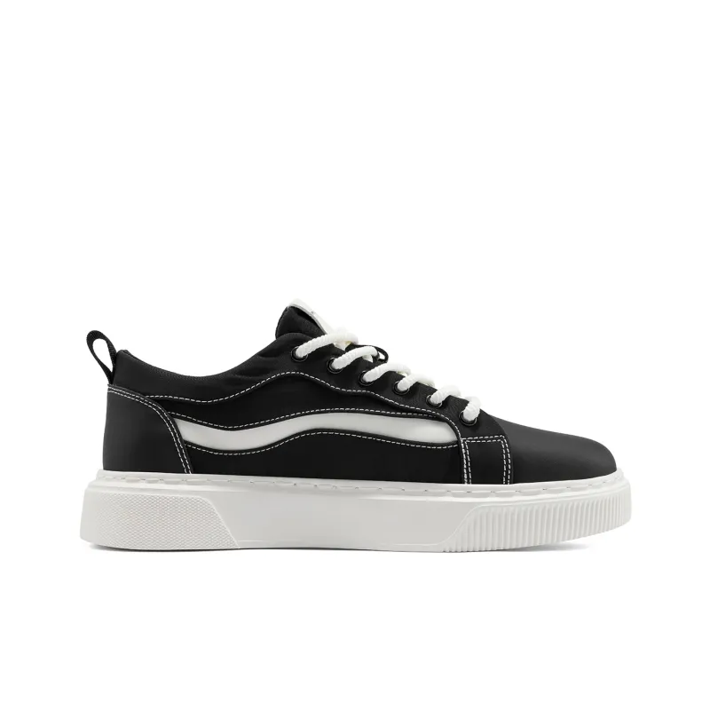 Dance With Wolves Low Top Skateboard Shoes Men's-8