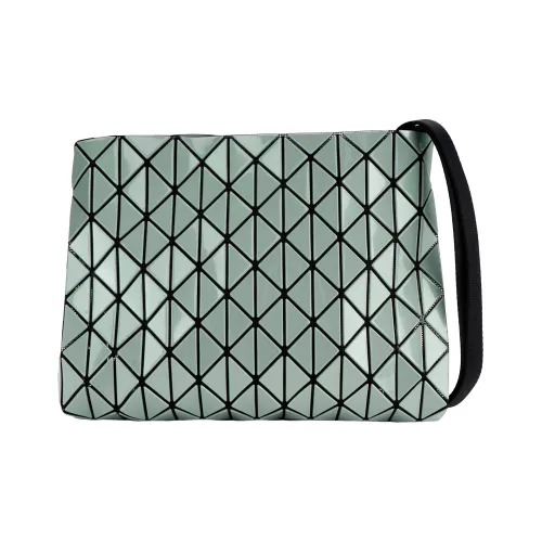 ISSEY MIYAKE Row Metallic Polyvinyl Chloride Resin Shoulder Bag Regular Women's Gray Green