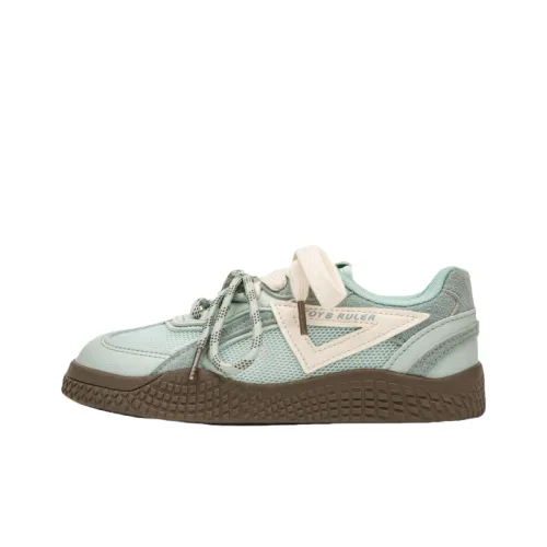 JimiXiong Breathable Low Top Skateboard Shoes Women's