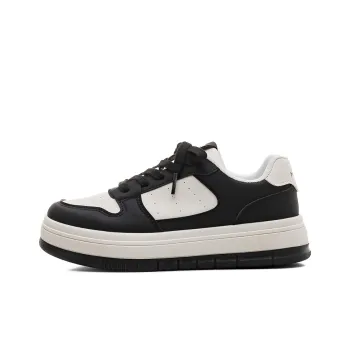 HUANQIU Slip Resistant Shock Absorbers With Abrasion Resistant Properties Low Top Skateboard Shoes Women's White Black