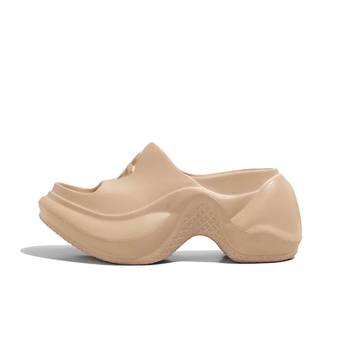 Old Meow Closed Toe Slippers Women's-6
