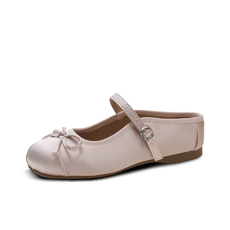 Betu Slip Resistant Closed Toe Slippers Women's-10