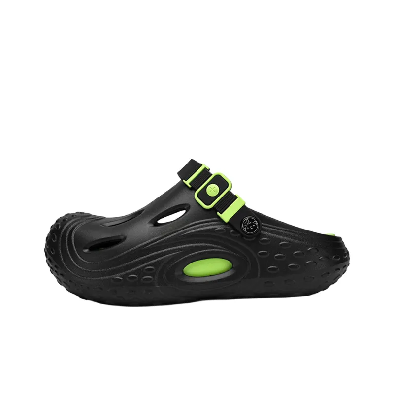 Budding Bear Clogs Men-12