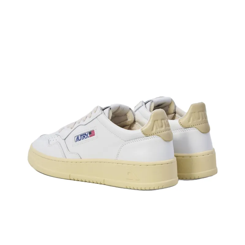 AUTRY Medalist Low Top Skateboard Shoes Men's White-2