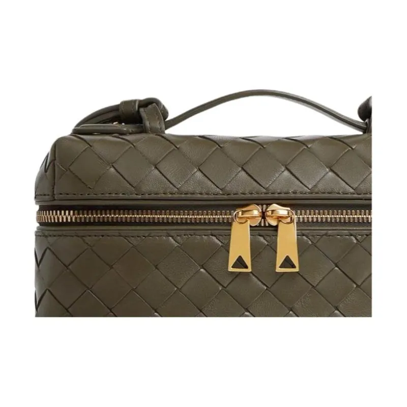 Bottega Veneta Cow Leather Box Bag Makeup Bag Women's Cypress Green-4