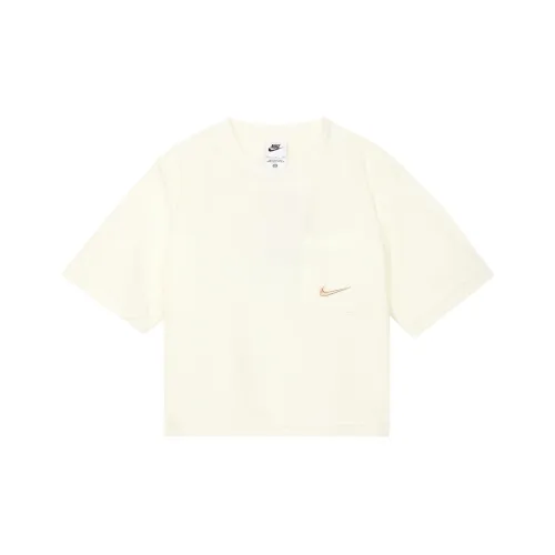 Nike Sportswear Everyday Modern Retro Crewneck Loose Fit T Shirt White