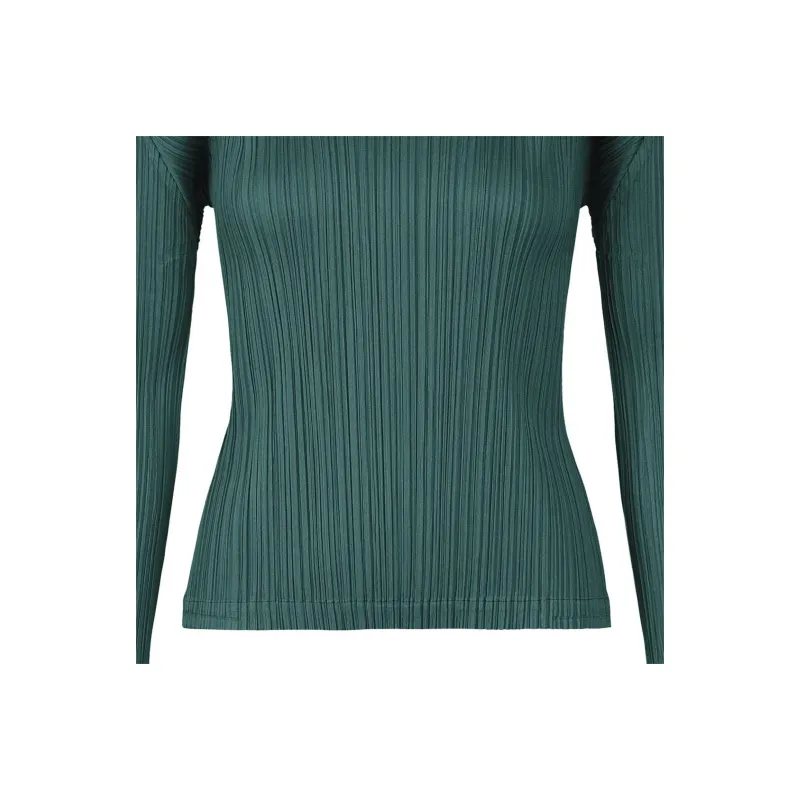 PLEATS PLEASE ISSEY MIYAKE January Top-3