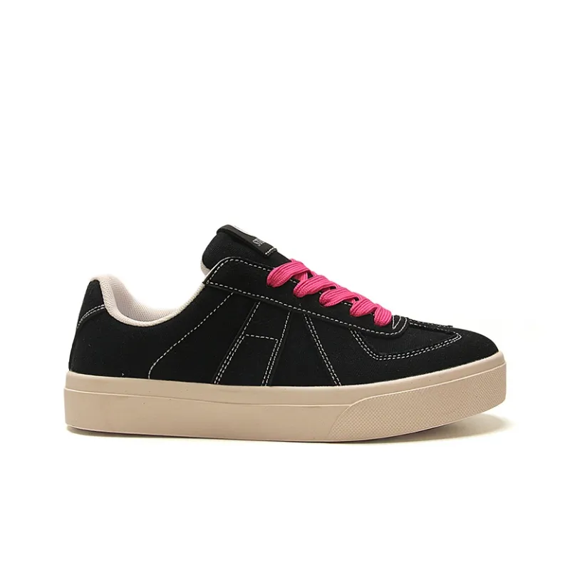 STUR YSN Wear resistant And Lightweight Low Top Skateboard Shoes Unisex Black-1